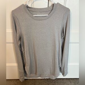 Athleta Light Gray Long Sleeve Top